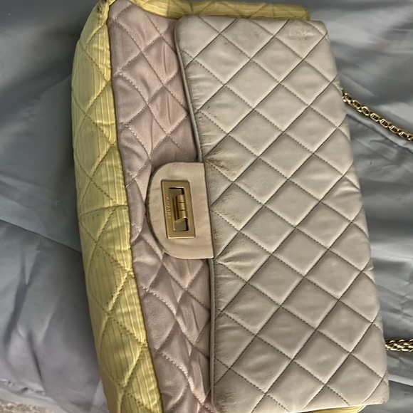 Large single flap Chanel large purse - Picture 7 of 11